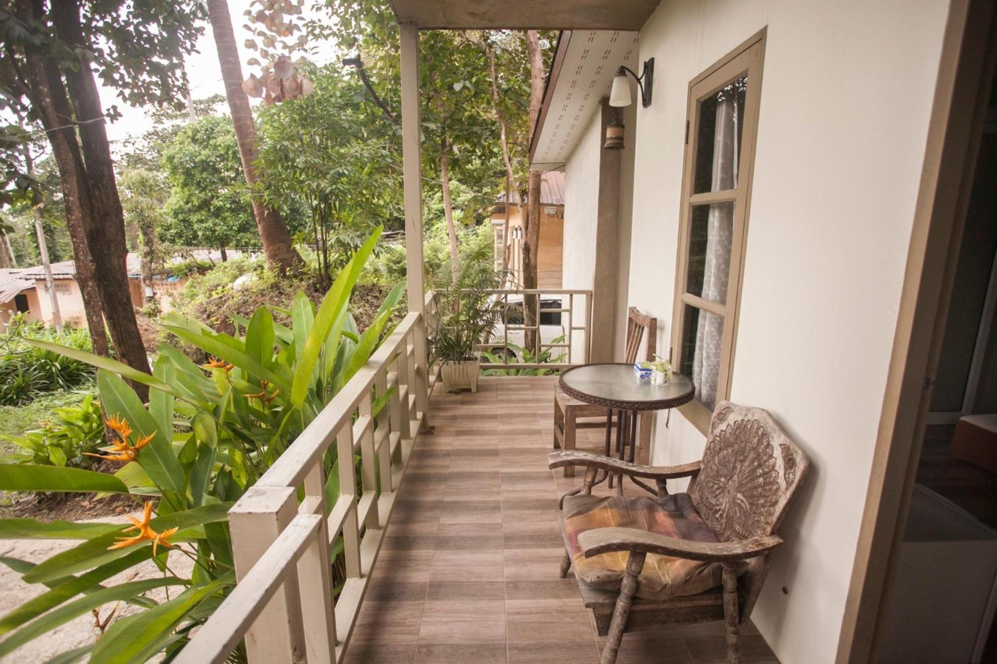 Cozy Huts Hotel Trat Cameră foto