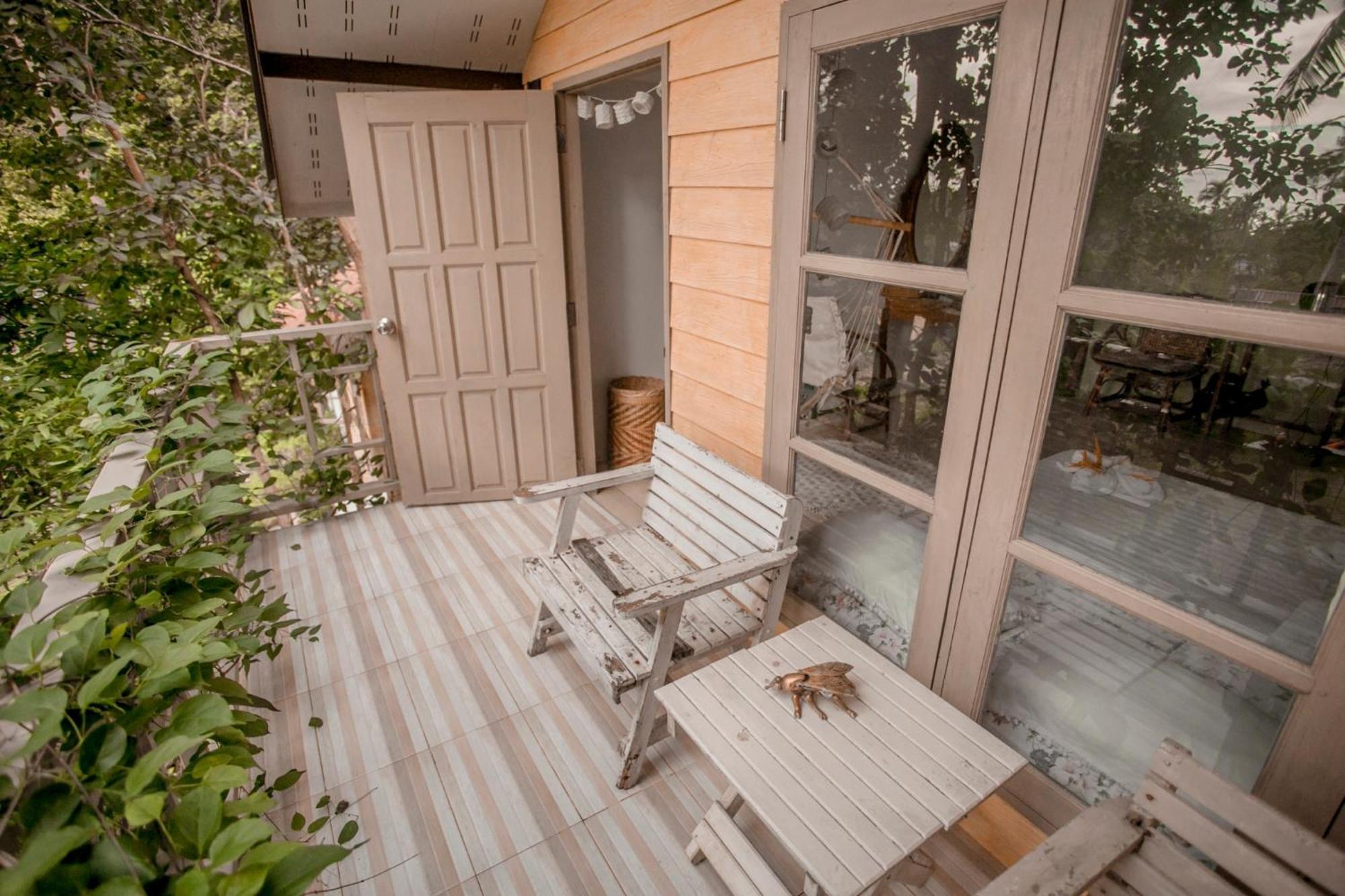 Cozy Huts Hotel Trat Cameră foto
