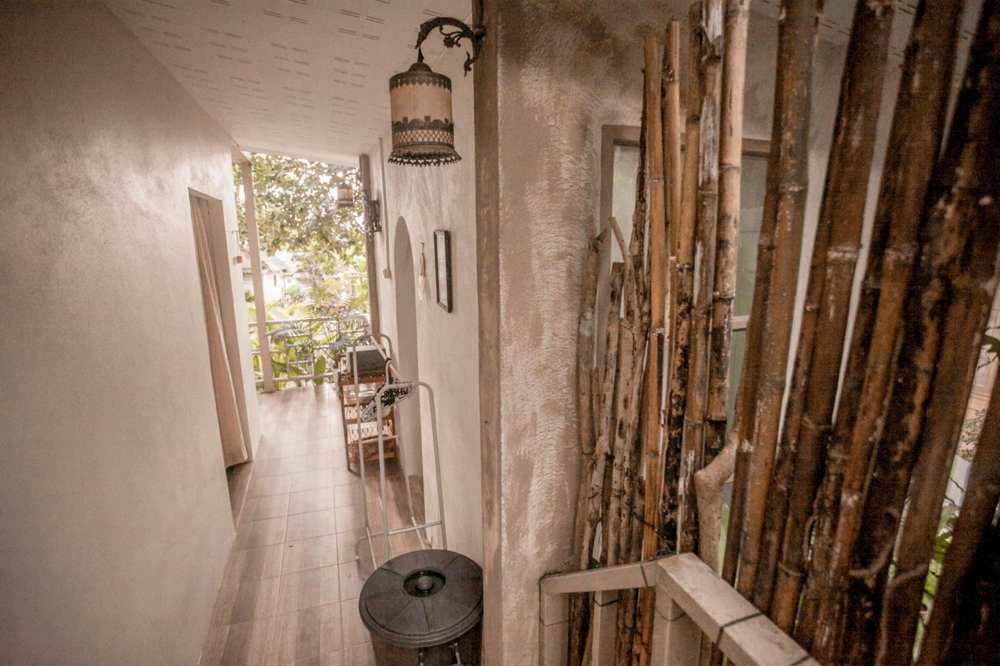 Cozy Huts Hotel Trat Cameră foto