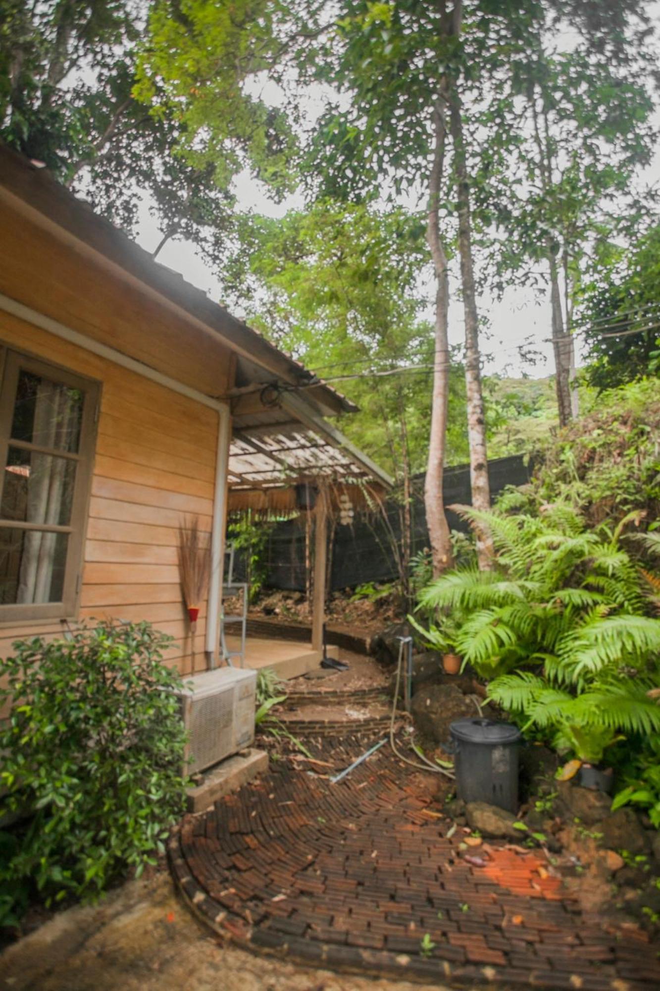 Cozy Huts Hotel Trat Cameră foto