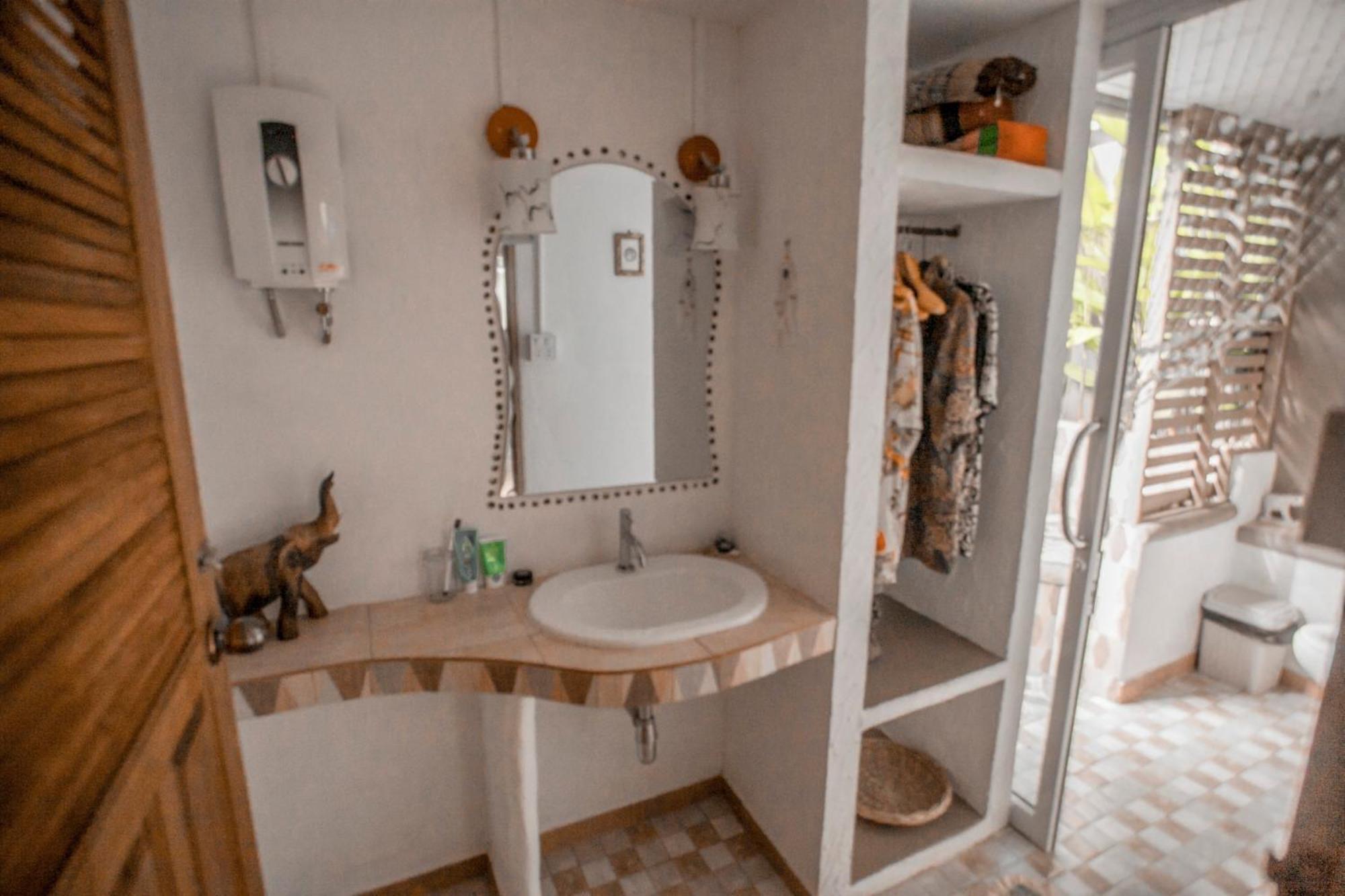 Cozy Huts Hotel Trat Cameră foto