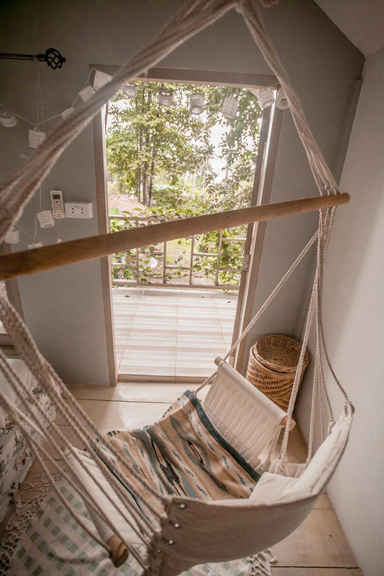 Cozy Huts Hotel Trat Cameră foto